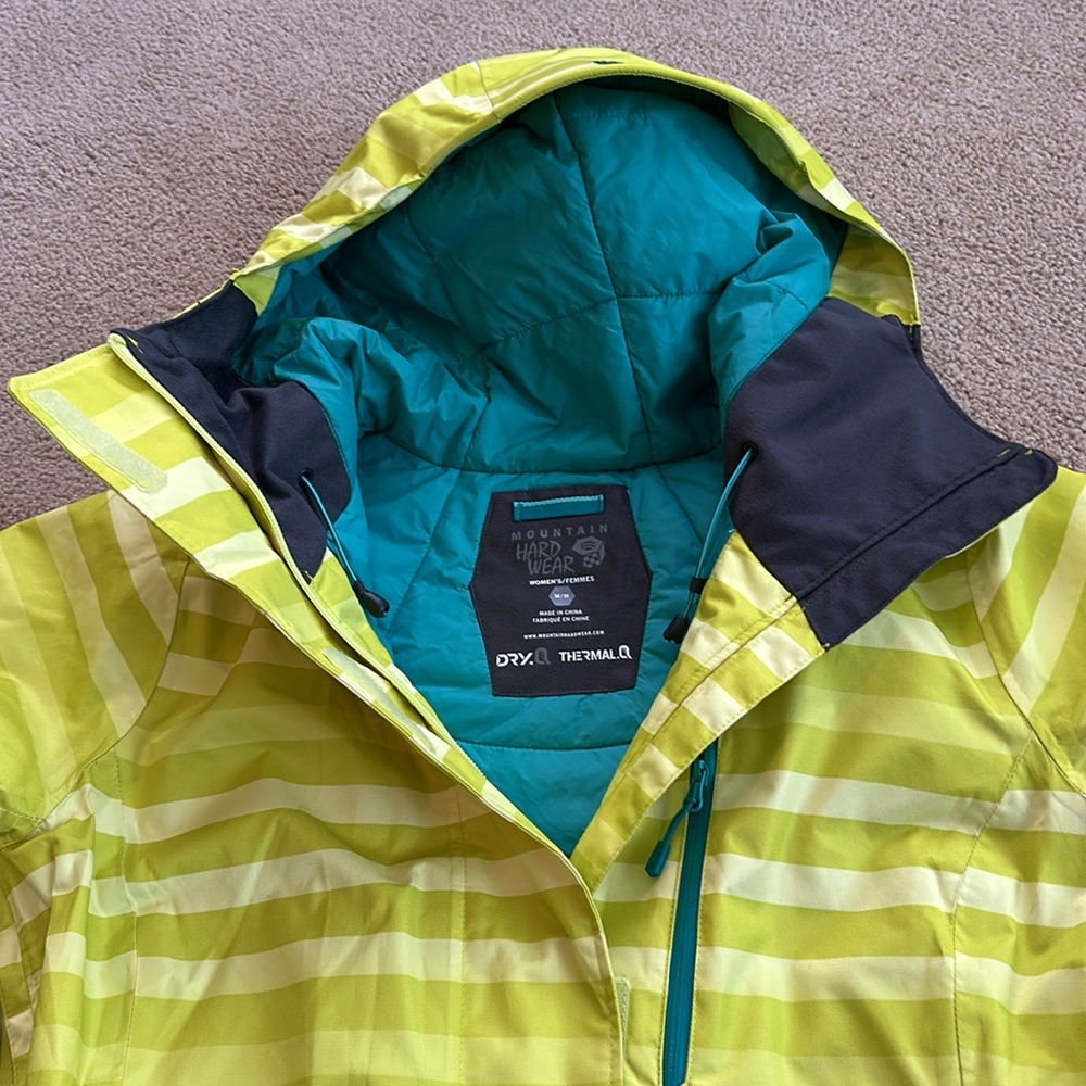 Mountain Hardwear Women's Lime Green Striped Ski Jacket - Picture 9 of 13